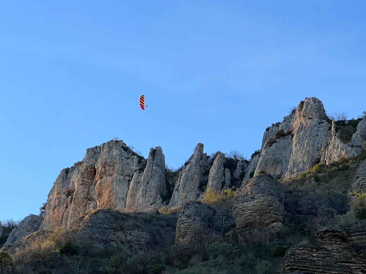 Gite Du Vallon Des Sources Millau Eksteriør billede